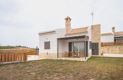 Trebujena House | Mirador del Guadalquivir Flamenco Rosa - Swimming Country House