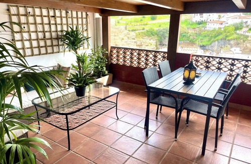 Setenil de las Bodegas House | Mirador de San Benito House