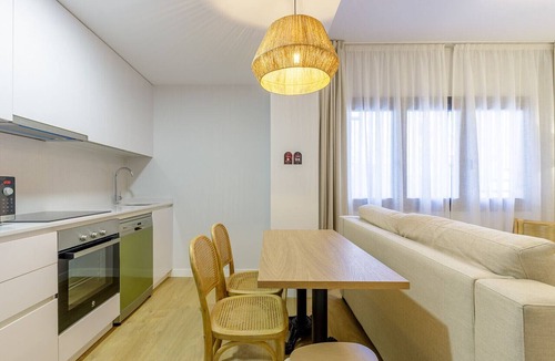 La Malagueta Apartment | Miramar Apartment with Shared Pool