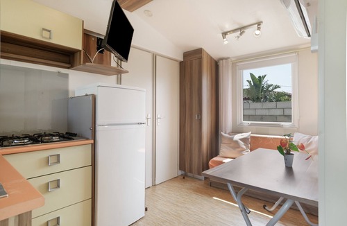 Conil de la Frontera House | Mobile Home 'Isabella' with Private Pool, Private Terrace and Private Garden