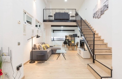 La Victoria Apartment | Modern and spacious duplex in the heart of Malaga