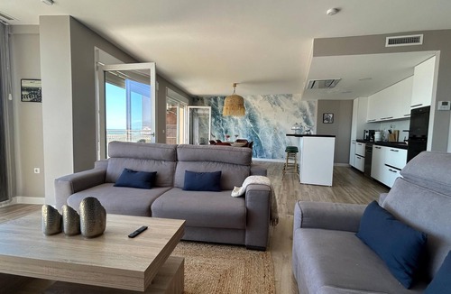 Algeciras Apartment | Modern and Spacious Apartment in Algeciras | Bay Views | near the Port