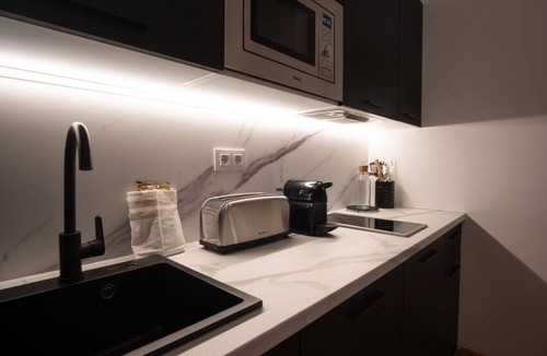 Alcobendas Apartment | Modern Apartment for 6—Alcobendas—La Moraleja