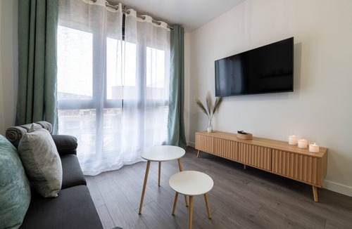 Getafe Apartment | Modern apartment for 6 near Madrid