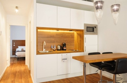 La Victoria Apartment | Modern apartment in central Malaga with Netflix and Wi-Fi