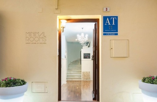 La Victoria Apartment | Modern apartment in central Malaga with Netflix and Wi-Fi