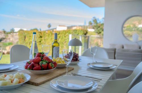 Manilva Apartment | Modern Apartment with Year-Round Open Pool