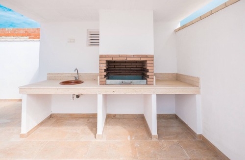 El Palmar House | Modern Holiday Home with Private Pool near El Palmar Beach