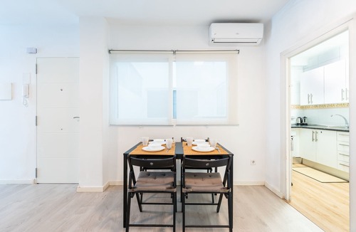 Capuchinos Apartment | Modern Holiday Apartment "Capuchinos DERECHA" in the City Centre