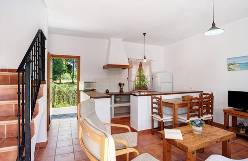 Zahora House | Modern Holiday Home "La Quinta de Maria Luisa 1" in Idyllic Location