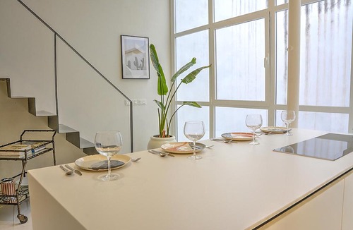 Alameda Apartment | Moderno Duplex Sevillano