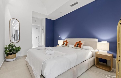 Doctor Barraquer-Grupo Renfe-Policlinico Apartment | Monkeys Apartments Torrijano