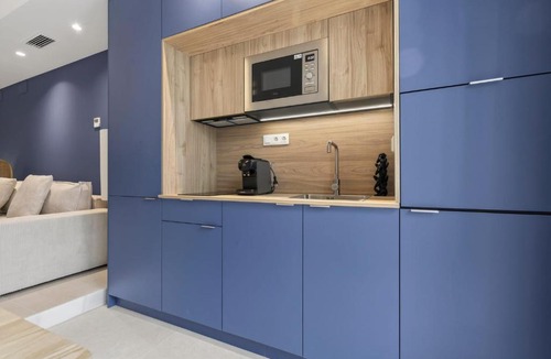 Doctor Barraquer-Grupo Renfe-Policlinico Apartment | Monkeys Apartments Torrijano