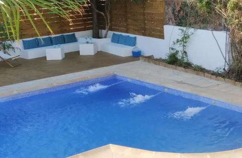 Barrio de la Vega Villa | Monte del Sol Villa privada piscina