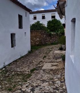 Linares de la Sierra House | Monteperdido