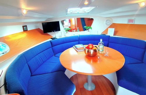 Aguadulce Boat Rental | Motoryacht in Aguadulce