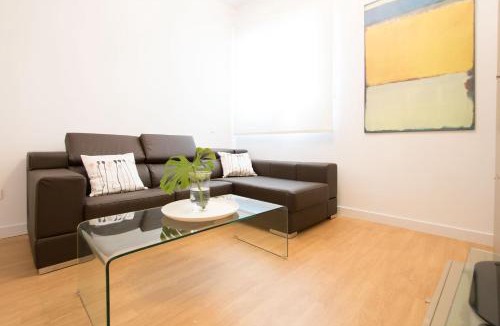 San Gil Apartment | Murallas de Sevilla Apartamento con garaje 4 pax