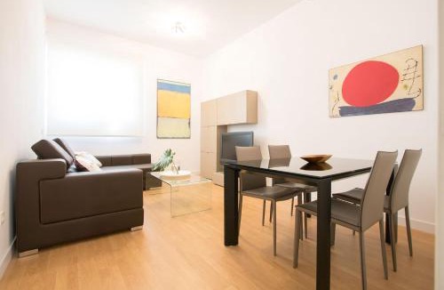 San Gil Apartment | Murallas de Sevilla Apartamento con garaje 4 pax