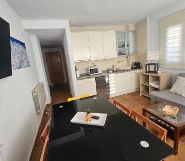 Pradollano Apartment | Nazarí 101 Arttyfal 3 bedrooms 6 pax