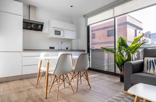 Huerta de Santa Teresa Apartment | Nervión Suites 1 - Vacacional Sevilla