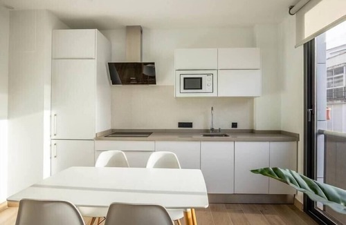 Huerta de Santa Teresa Apartment | Nervión Suites 1 - Vacacional Sevilla