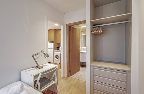 Rejas Apartment | New Apartment Madrid Feria 103