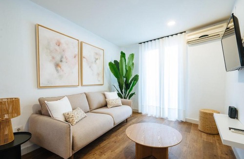 San Gil Apartment | New apartment next to the Basilica de la Macarena