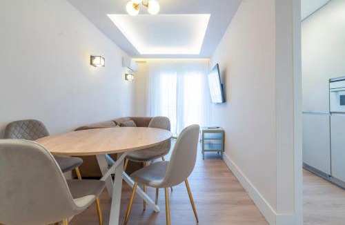 Barajas Apartment | NEW Elegant 3 bedroom apt near IFEMA airport