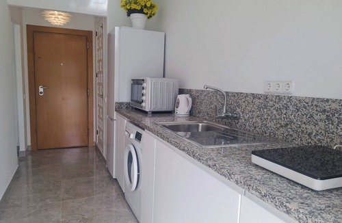 Caleta de Velez Apartment | NEW Firstline Beach, Sea View, Aircon, fast WiFi, Pool, 2 Sunny Terraces Parking