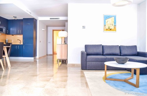 Benahavis Apartment | New high-end apartment. Magnificent view. Indoor and outdoor pools