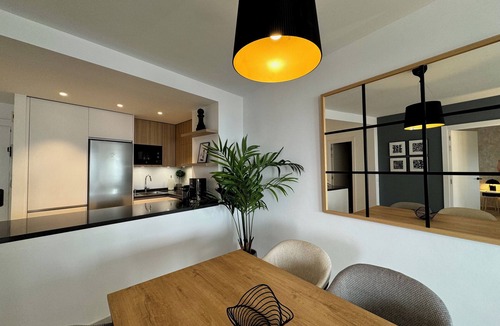 Estepona Condo | NEW LISTING. Superb apartment in Puerto de Estepona. Great Views to the Marina.