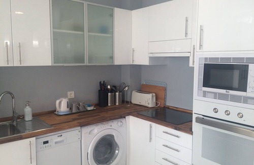 La Malagueta Apartment | New Seaview apartment in the center of malaga. WIFI, PARKING, MALAGUETA BEACH