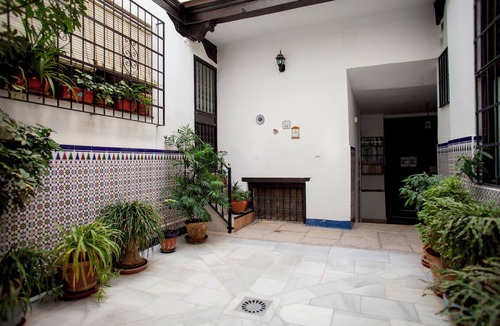 Jaen Apartment | Next to the Cathedral, historical center, ideal for families, free parking.