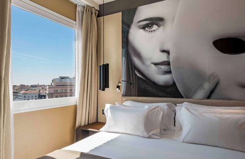 Cortes Hotel | NH Collection Madrid Suecia