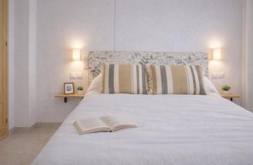 Torre de Benagalbon Apartment | Niña Sureña Home Añoreta Golf