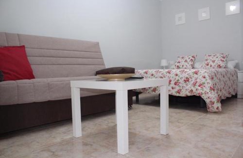 Capuchinos Apartment | Nice and New Studio very close to the city center 2ºA