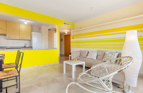 Isla Cristina Apartment | Nice apartment for 5 guests with pool, A/C, WIFI, TV and balcony