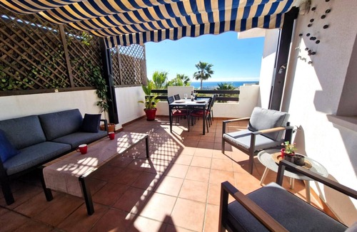 Alcorrin Apartment | Nice apartment near Estepona with terrace and amazing sea views