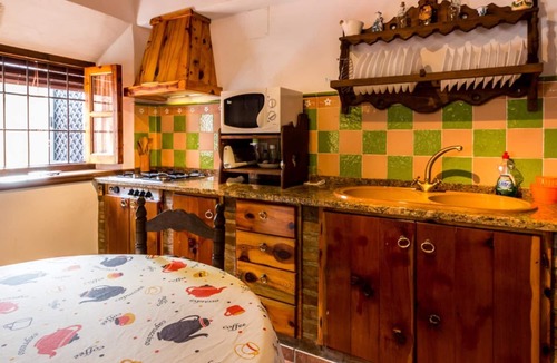 Niguelas Cottage | Nice country house with patio, fireplace and WiFi