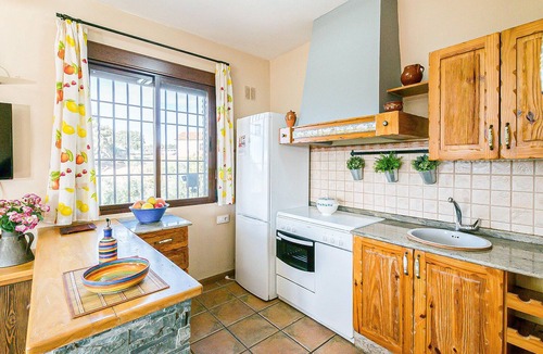 Villanueva del Rey House | Nice home in Villanueva del Rey