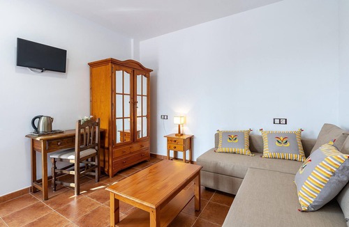 La Alqueria House | Nice home in Galera with WiFi