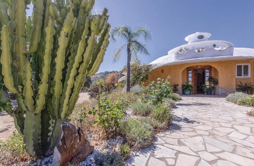 Monda House | Nice home in Monda with 5 Bedrooms, WiFi and Outdoor swimming pool