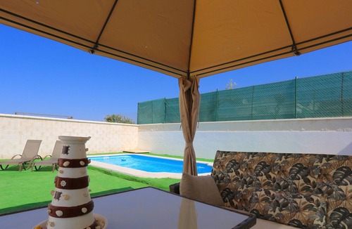 Velez-Malaga Ski Chalet | NIZA BEACH Holiday House 10PAX