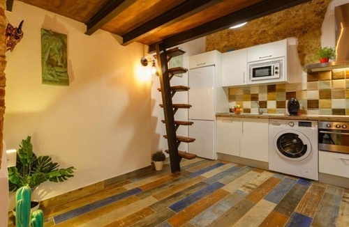 Old Town Apartment | Noah house city center