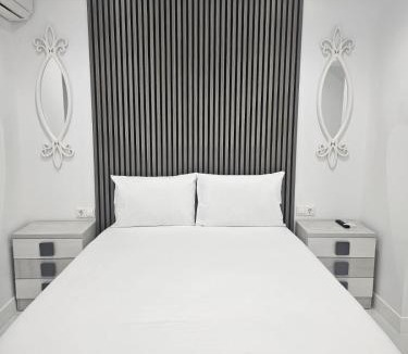 La Catedral House | Nueva PENSION CIBELES