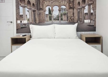 La Catedral House | Nueva PENSION CIBELES