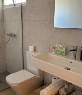 Huerta de San Rafael Apartment | Nuevo y tranquilo de 1 habitación 15 minutos del casco histórico