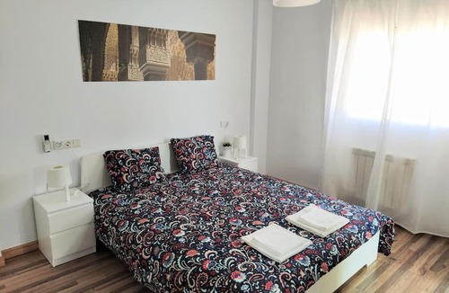 Jun House | Oasis con Piscina, Spa Privado con Encanto Andalusí y jacuzzi