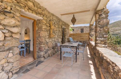 Fregenite House | Off-Grid - Puerto Mika