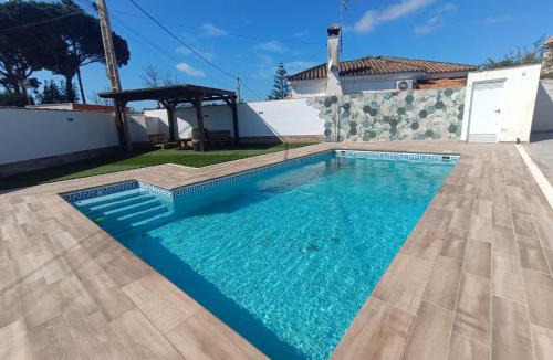 Chiclana de la Frontera Ski Chalet | Ohana